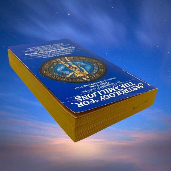 Vintage 1978 Astrology Primer For The Millions Grant Lewi Bantam Edition SC - Picture 2 of 5